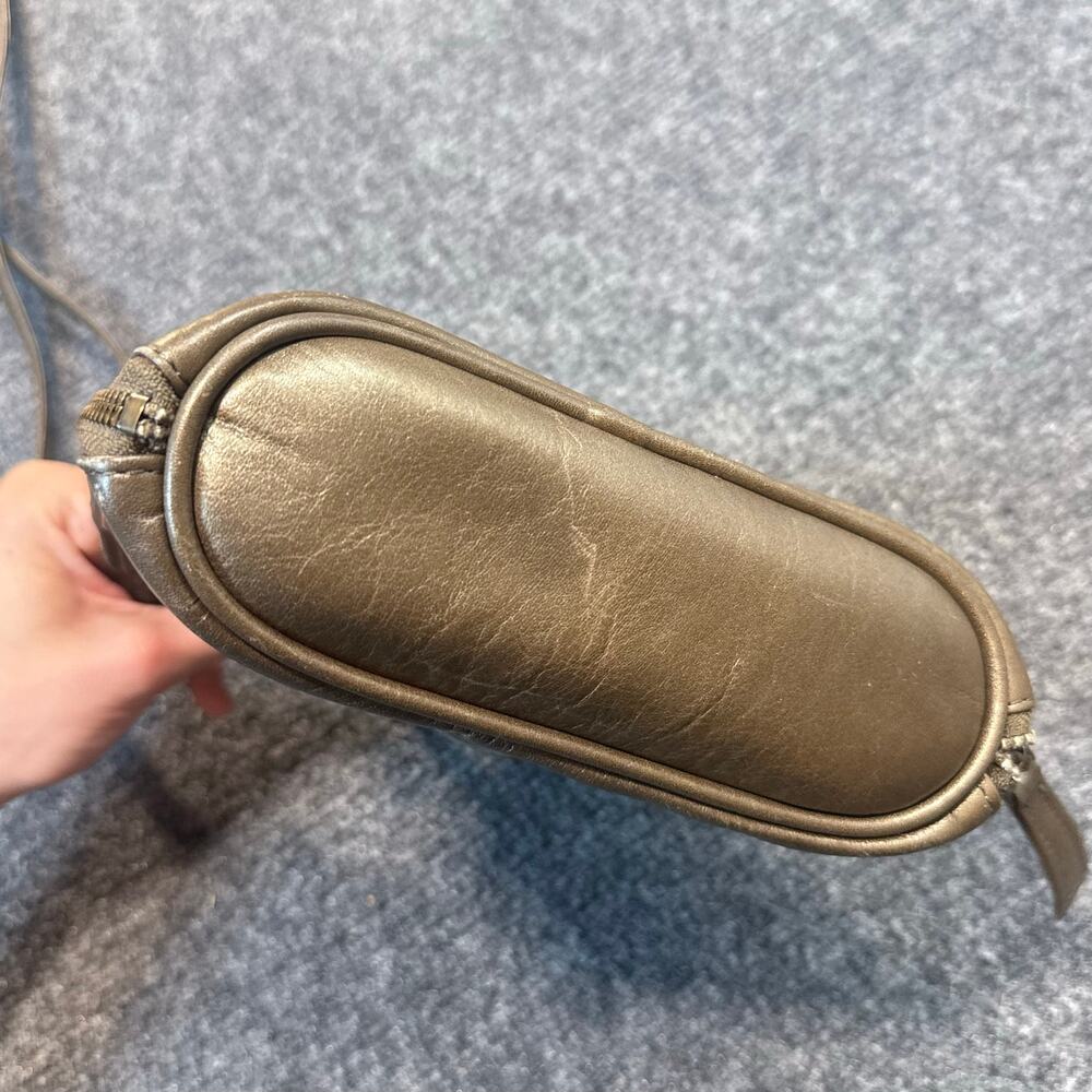 Latico Leathers Full Grain Leather Crossbody Bag Metallic Olive Green Vintage - Picture 5 of 9